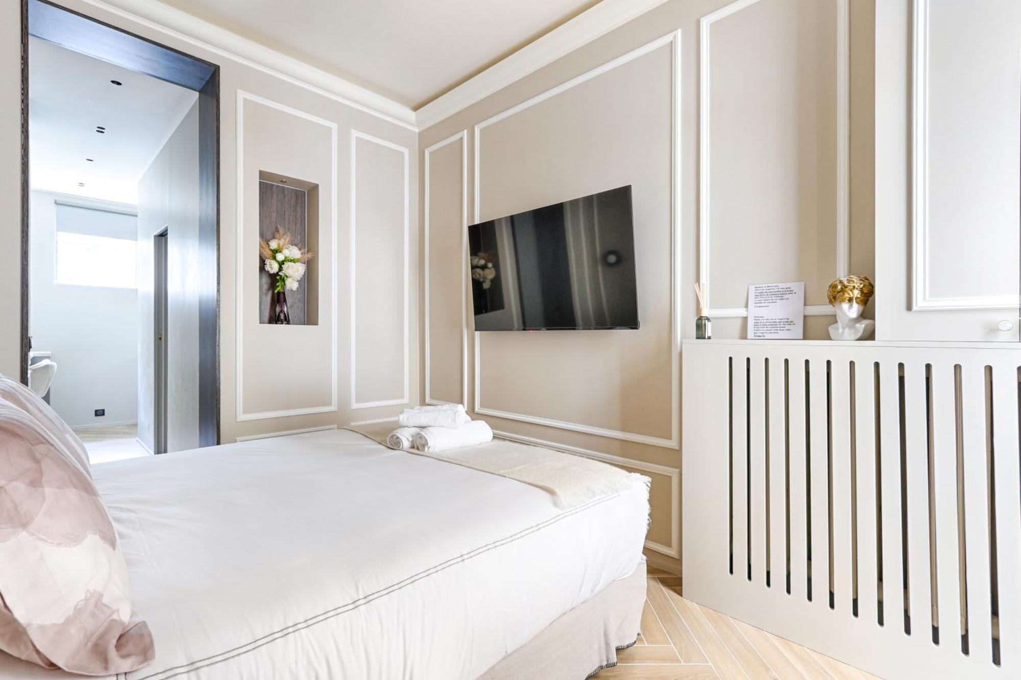 Luxury And Design Studio Invalides Paris Eksteriør bilde